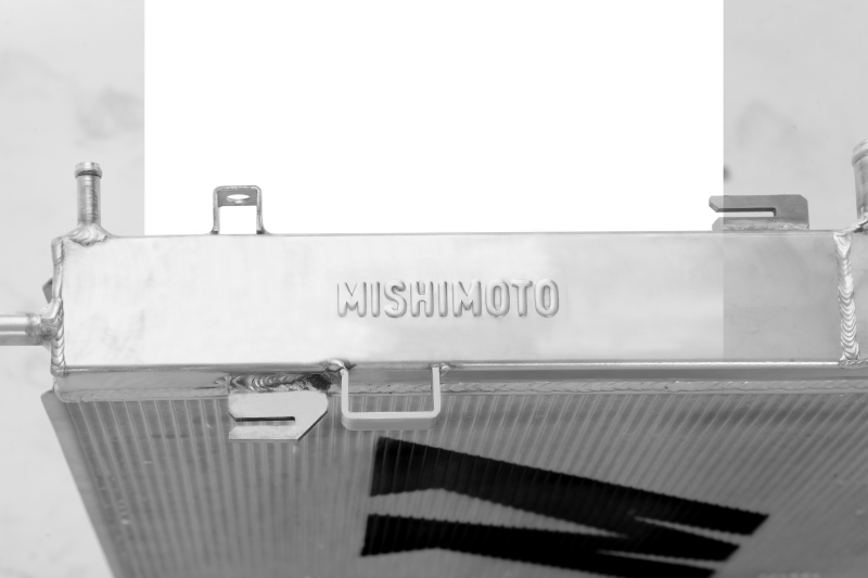 Mishimoto Ford Mustang GT Performance Aluminum Radiator MMRAD-MUS8-15 User 3