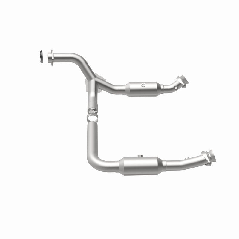 MagnaFlow California Grade CARB Compliant Direct-Fit Catalytic Converter 5551672 360 Degree Image Set