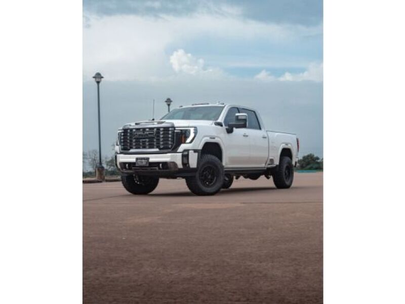 Cognito 20-24 Chevy Silv/Sierra 2500/3500HD 2WD/4WD 3in Perf Ball Joint Lvling Kit w/ Fox PS 2.0 IFP 110-P0779 110-P0779 Photo - lifestyle view