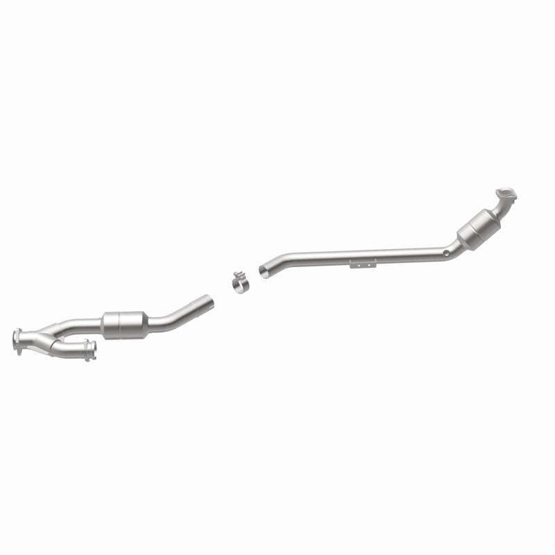MagnaFlow Mercedes-Benz CLK320 OEM Grade Federal / EPA Compliant Direct-Fit Catalytic Converter 51582 360 Degree Image Set