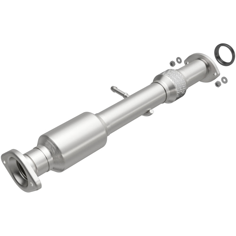 MagnaFlow Toyota Highlander OEM Grade Federal / EPA Compliant Direct-Fit Catalytic Converter 52534 Photo - Primary