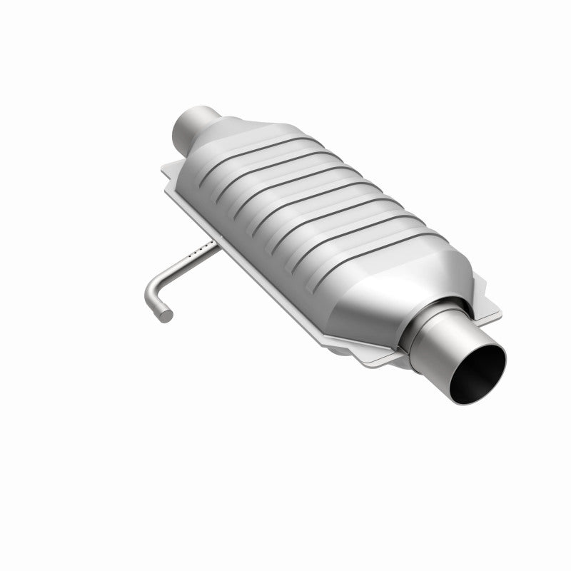 MagnaFlow Standard Grade Federal / EPA Compliant Universal Catalytic Converter 95025 360 Degree Image Set