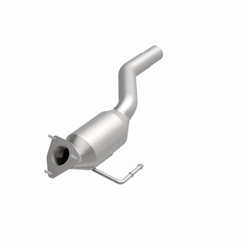 MagnaFlow Volkswagen Touareg OEM Grade Federal / EPA Compliant Direct-Fit Catalytic Converter 51154 360 Degree Image Set