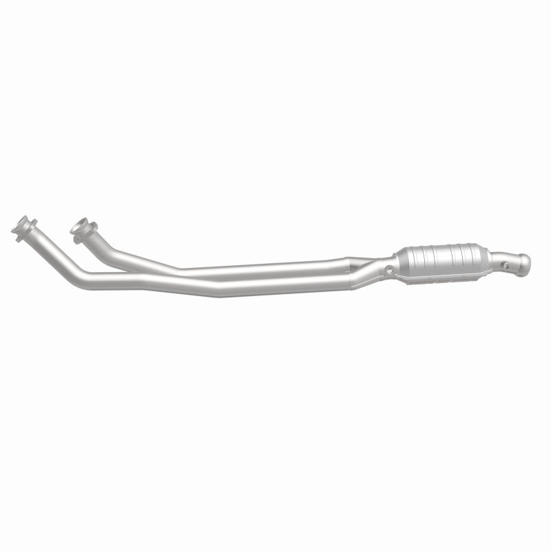 MagnaFlow Volvo HM Grade Federal / EPA Compliant Direct-Fit Catalytic Converter 23954 360 Degree Image Set