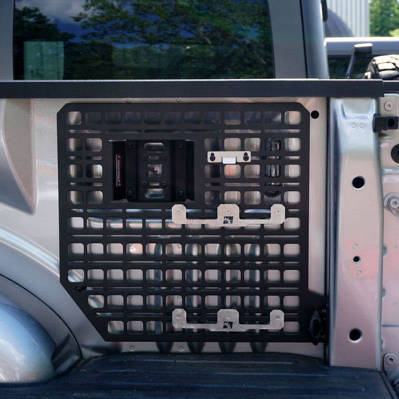 BuiltRight Industries Mounting Bracket for Milwaukee Packout System (2pc)  - Small 201102 201102 Photo - Close Up