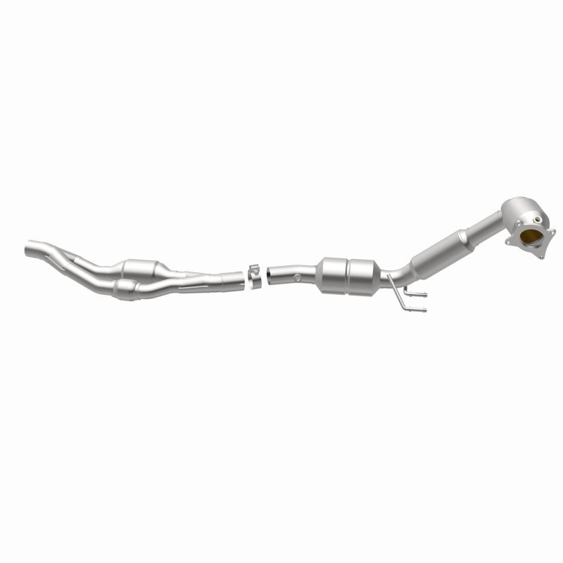MagnaFlow Audi OEM Grade Federal / EPA Compliant Direct-Fit Catalytic Converter 49715 360 Degree Image Set