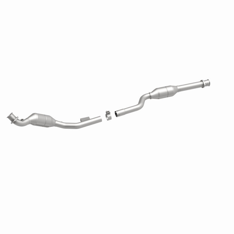 MagnaFlow Mercedes-Benz E320 California Grade CARB Compliant Direct-Fit Catalytic Converter 454028 360 Degree Image Set