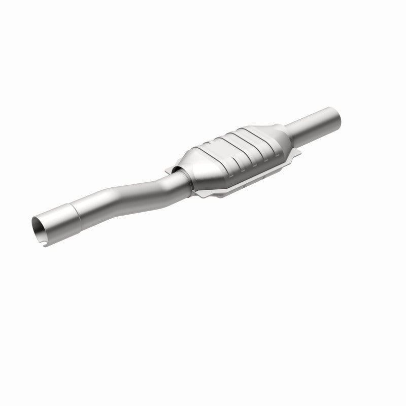 MagnaFlow Jeep Grand Cherokee OEM Grade Federal / EPA Compliant Direct-Fit Catalytic Converter 51698 360 Degree Image Set