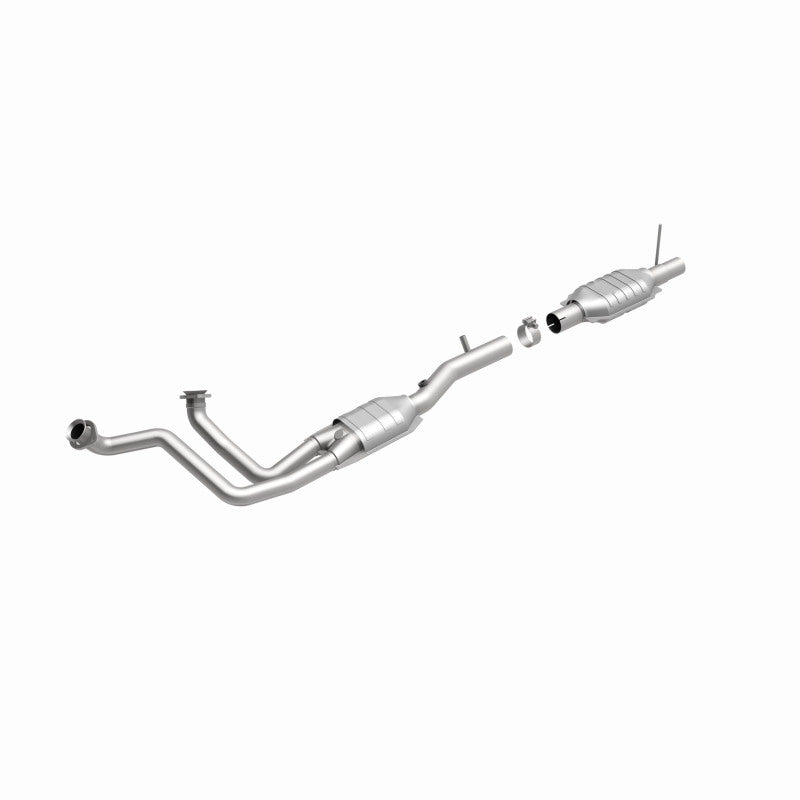 MagnaFlow Ford HM Grade Federal / EPA Compliant Direct-Fit Catalytic Converter 93190 360 Degree Image Set