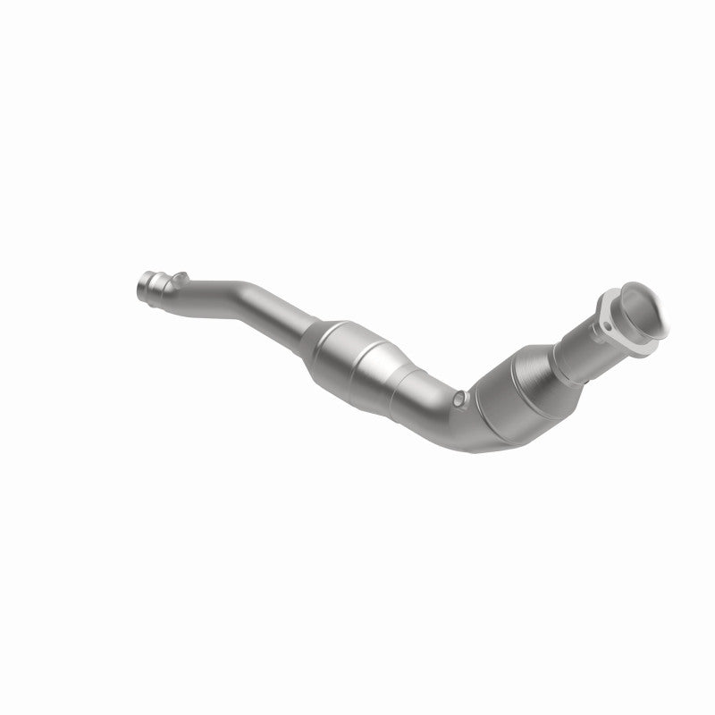 MagnaFlow Land Rover LR4 OEM Grade Federal / EPA Compliant Direct-Fit Catalytic Converter 21-717 360 Degree Image Set