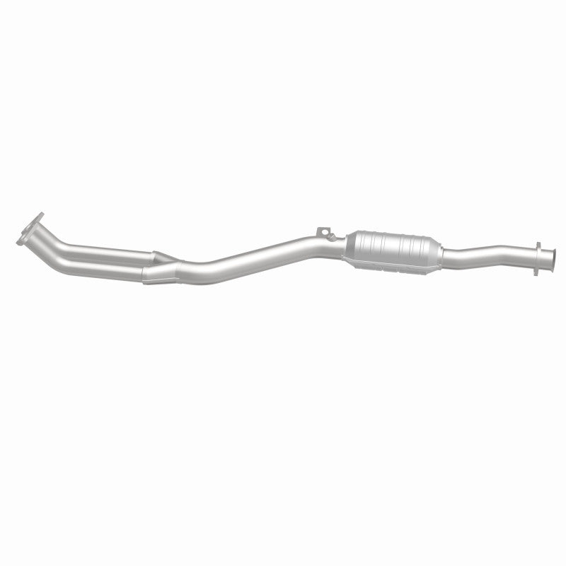MagnaFlow BMW Standard Grade Federal / EPA Compliant Direct-Fit Catalytic Converter 93684 360 Degree Image Set
