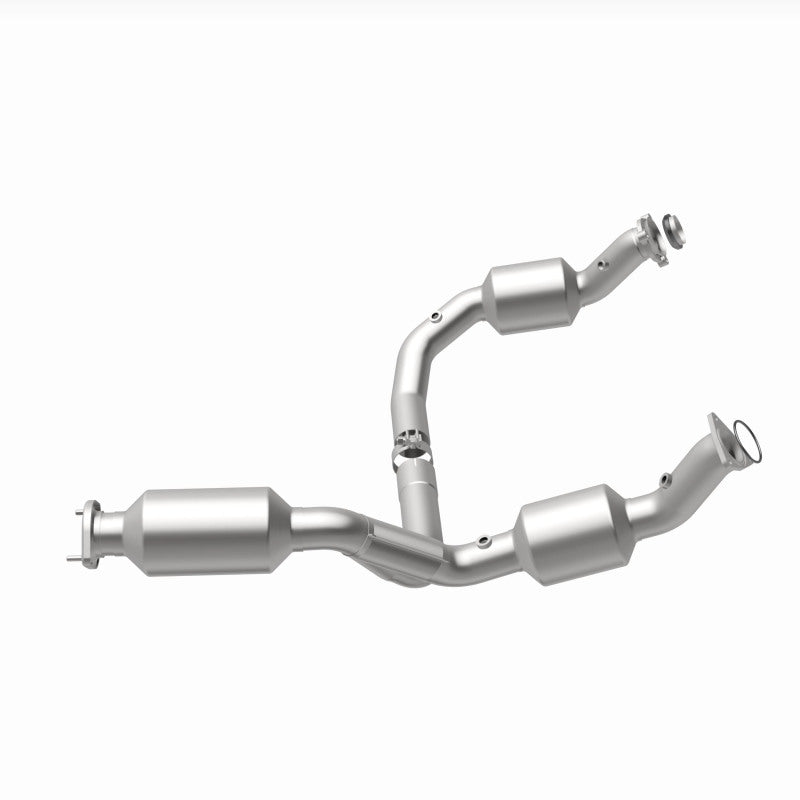 Magnaflow 2021 Chevrolet Express 2500 4.3L Underbody Direct-Fit Catalytic Converter 280429 280429 360 Degree Image Set