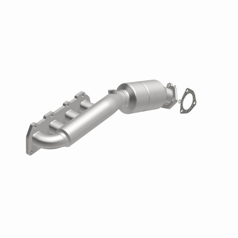 MagnaFlow Volkswagen Passat OEM Grade Federal / EPA Compliant Manifold Catalytic Converter 51197 360 Degree Image Set