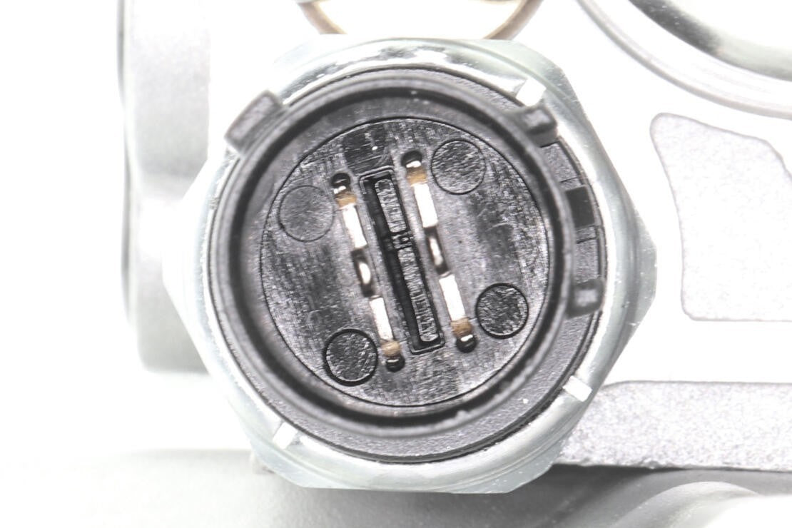 ACKOJA Engine Variable Valve Timing (VVT) Oil Control Valve A26-0376