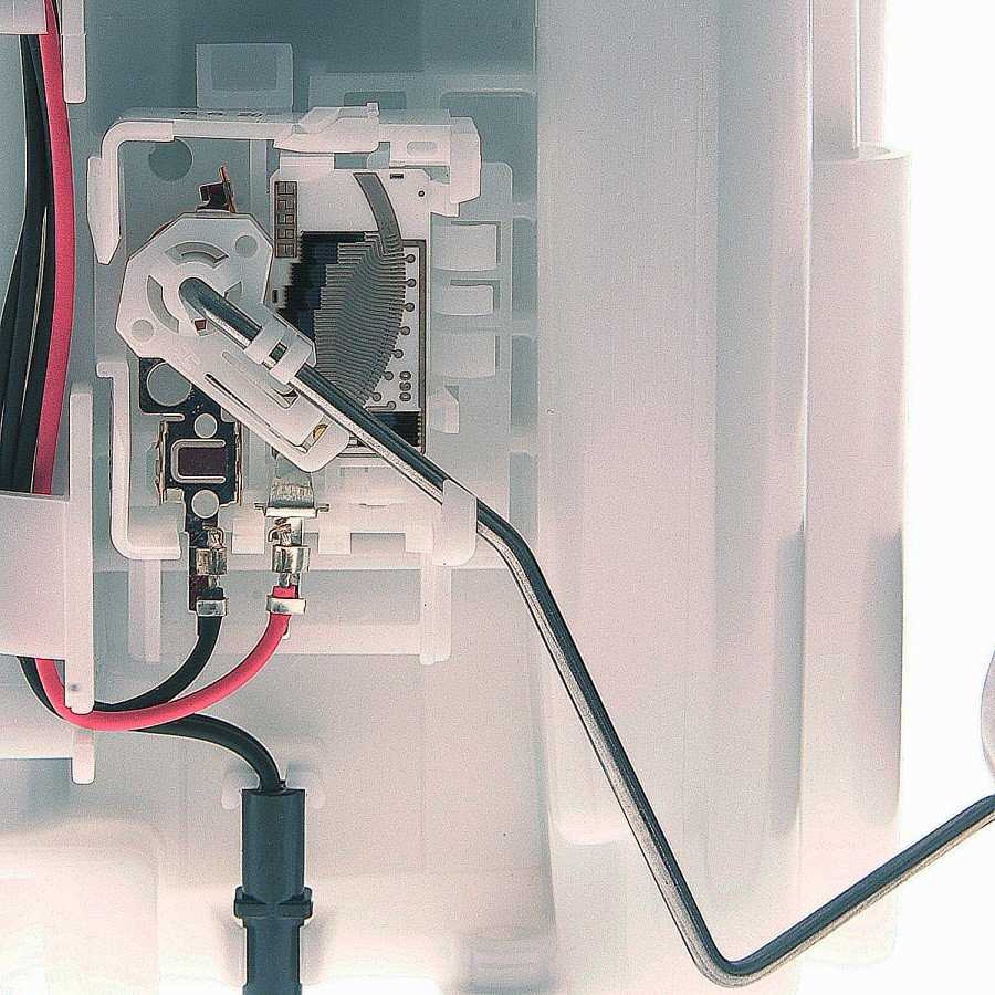 Carter Fuel Pump Module Assembly P76427M