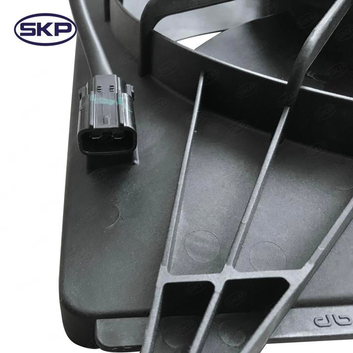 SKP A/C Condenser Fan Assembly SK621357