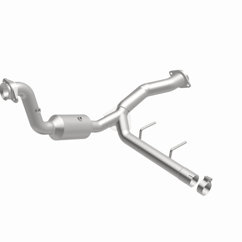 MagnaFlow Ford F-150 OEM Grade Federal / EPA Compliant Direct-Fit Catalytic Converter 21-471 360 Degree Image Set