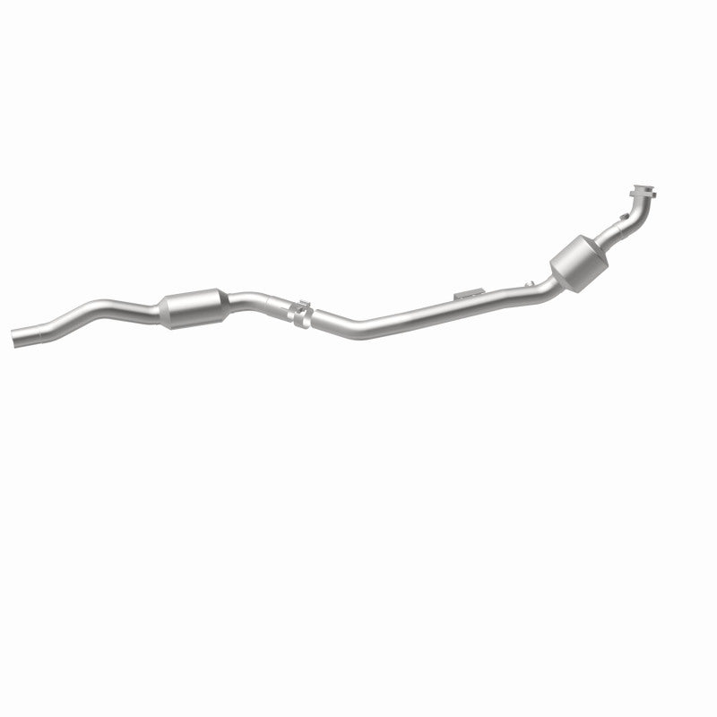 MagnaFlow Mercedes-Benz E350 OEM Grade Federal / EPA Compliant Direct-Fit Catalytic Converter 51645 360 Degree Image Set