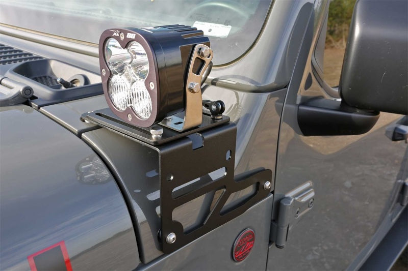 Fabtech 18-21 Jeep JL/JT Light Bracket Kit (Adjustable) FTS24270 FTS24270 Photo - Mounted