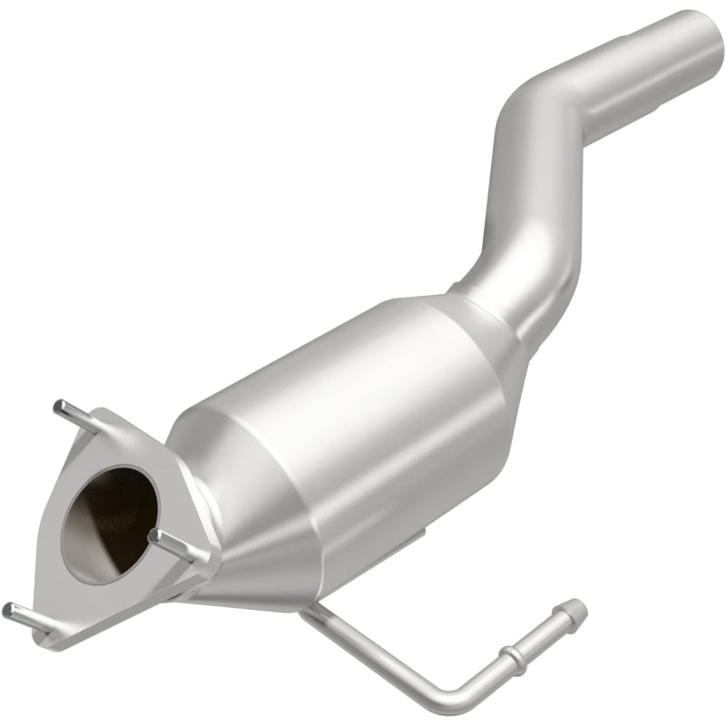 MagnaFlow Volkswagen Touareg OEM Grade Federal / EPA Compliant Direct-Fit Catalytic Converter 51154 Photo - Primary
