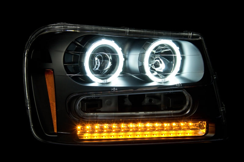 Anzo 2002-2009 Chevrolet Trailblazer Projector Headlights w/ Halo Black 111127 Photo - Mounted