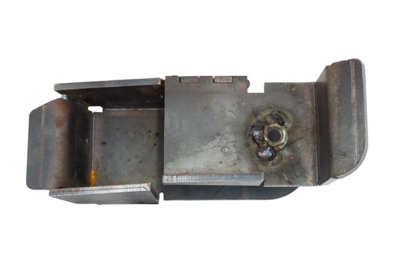 RustBuster Rust Buster 1997-2006 Jeep Wrangler Rear Upper Control Arm Mount - Right RB4021R RB4021R Photo - Primary