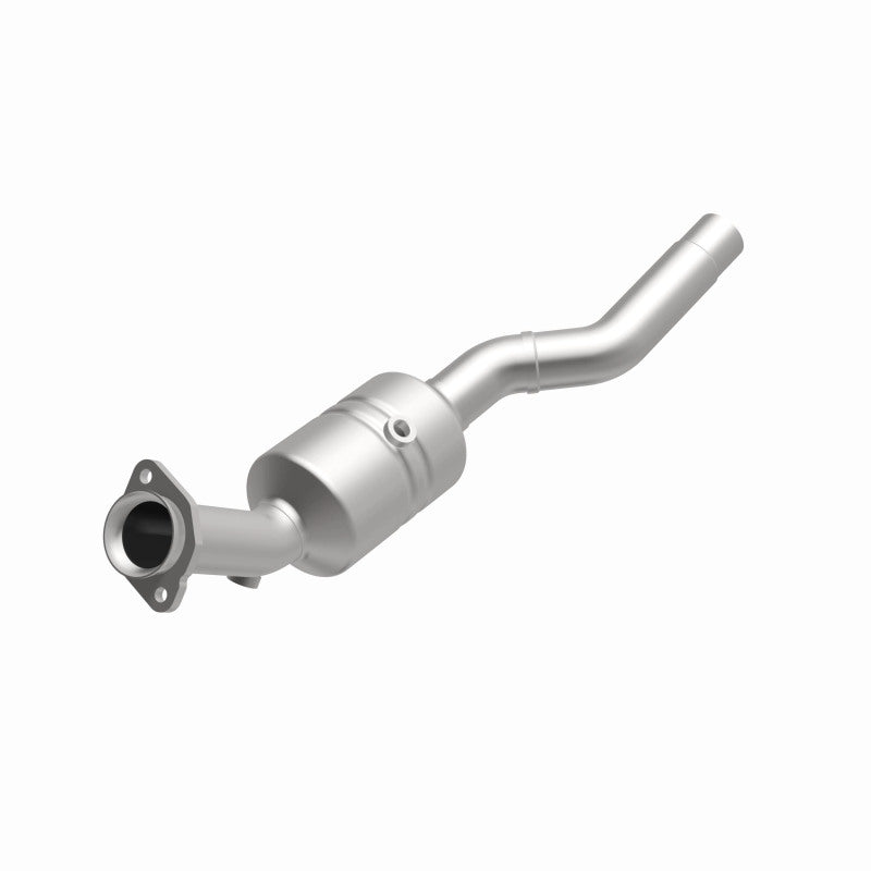 MagnaFlow Jaguar California Grade CARB Compliant Direct-Fit Catalytic Converter 5461948 360 Degree Image Set