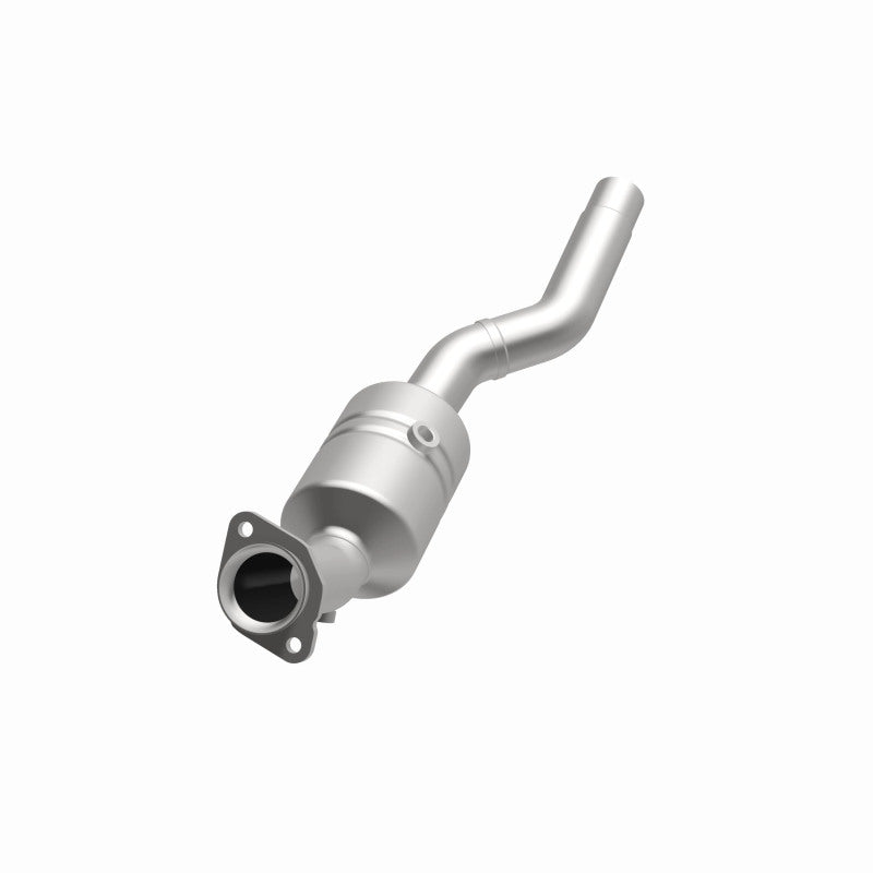 MagnaFlow Jaguar California Grade CARB Compliant Direct-Fit Catalytic Converter 5461948 360 Degree Image Set