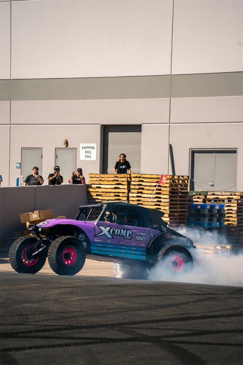 Rigid Industries x SHREDDY 360-Series 6in Lights w/Wt Bcklght (2) + 6 Covers (2 Pink/2 Teal/2 Blk) 36204-SHREDDY 36204-SHREDDY Photo - Mounted