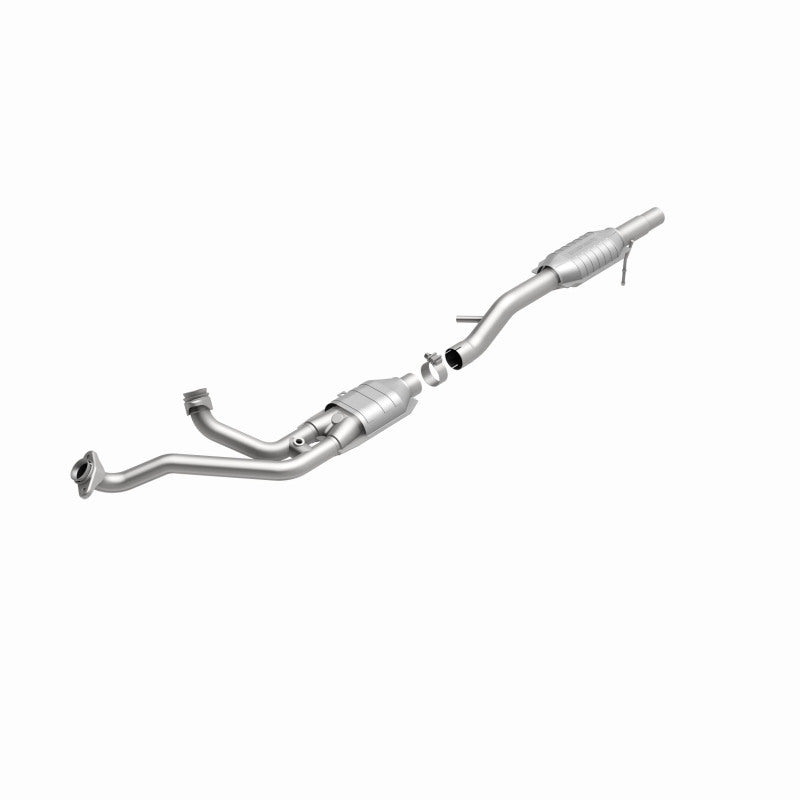 MagnaFlow Ford California Grade CARB Compliant Direct-Fit Catalytic Converter 334302 360 Degree Image Set