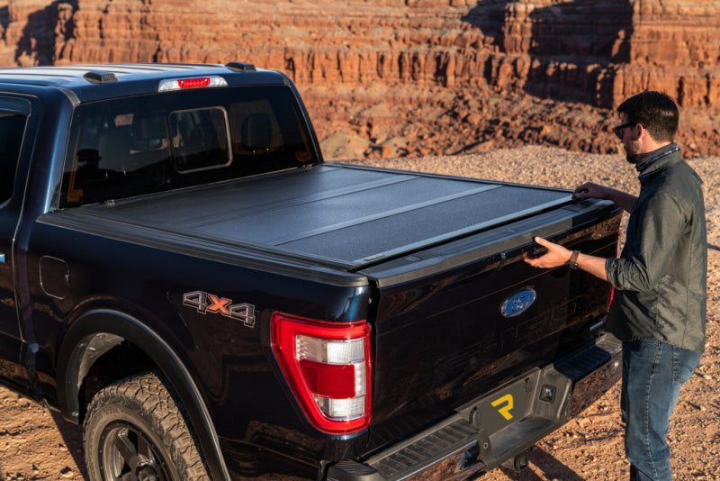 UnderCover 2021+ Ford F-150 Crew Cab 5.5ft Armor Flex Bed Cover Cover AX22029 AX22029 Photo - Mounted