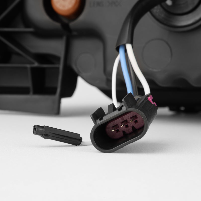 AlphaRex 17-19 Ford F-250/350/450 SD NOVA-Series LED Proj Headlights Alpha-Bk w/Acv Light SS & SBDRL 880324 880324 User 4