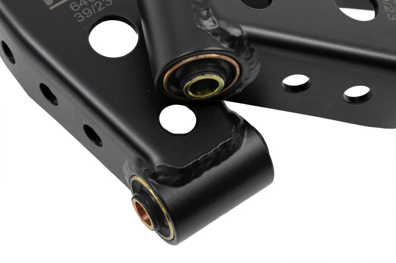 Belltech SHACKLE AND HANGER KIT 95-99 Tahoe/Yukon 4 door 4inch 6636 6636 User 3