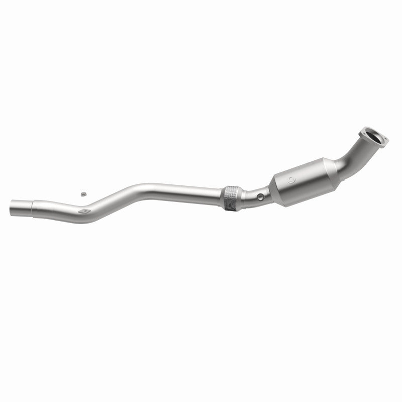 MagnaFlow California Grade CARB Compliant Direct-Fit Catalytic Converter 4561140 360 Degree Image Set