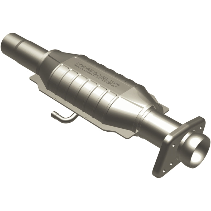 MagnaFlow Standard Grade Federal / EPA Compliant Direct-Fit Catalytic Converter 93456 Photo - Primary