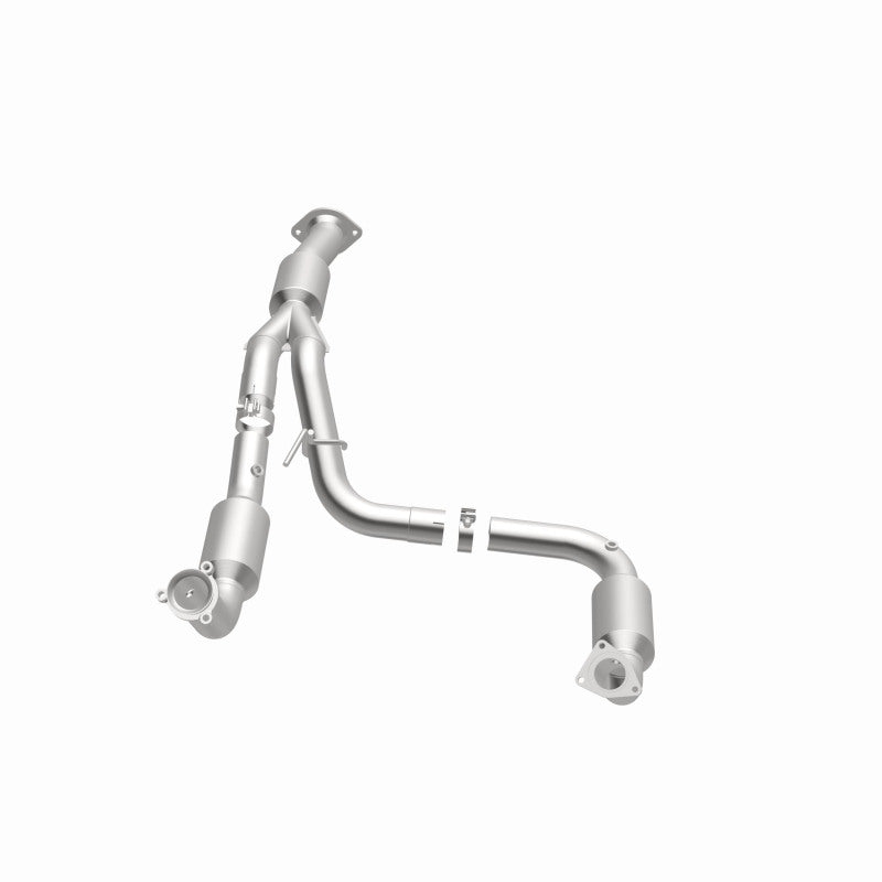 MagnaFlow California Grade CARB Compliant Direct-Fit Catalytic Converter 5582113 360 Degree Image Set