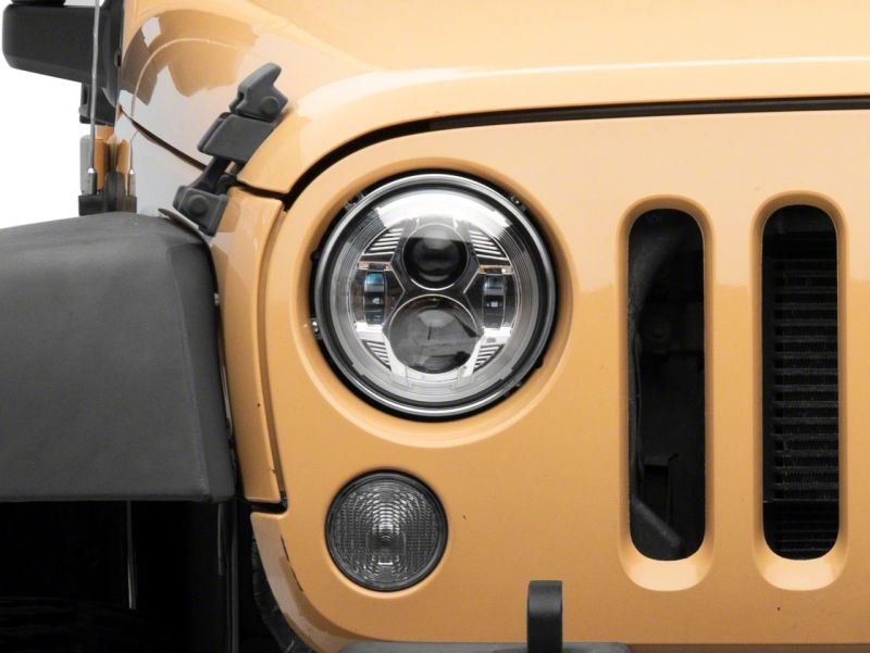 Raxiom 07-18 Jeep Wrangler JK 7-In LED Headlights- Chrome Housing (Clear Lens) J154697 J154697 Photo - Close Up