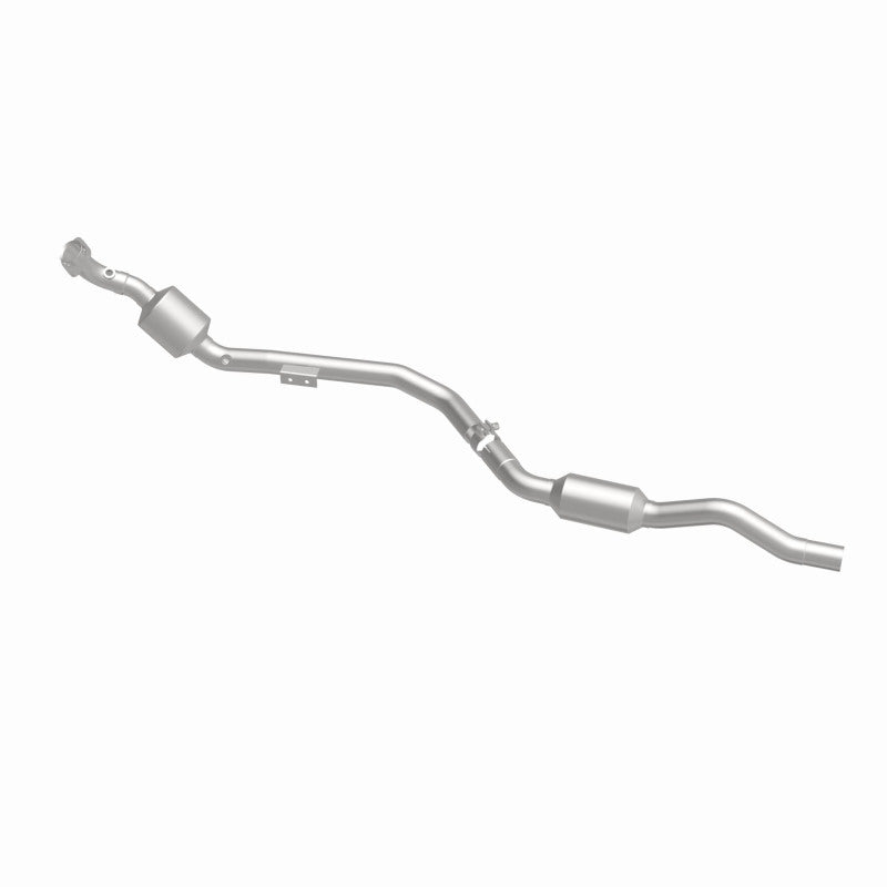 MagnaFlow Mercedes-Benz E350 OEM Grade Federal / EPA Compliant Direct-Fit Catalytic Converter 51645 360 Degree Image Set