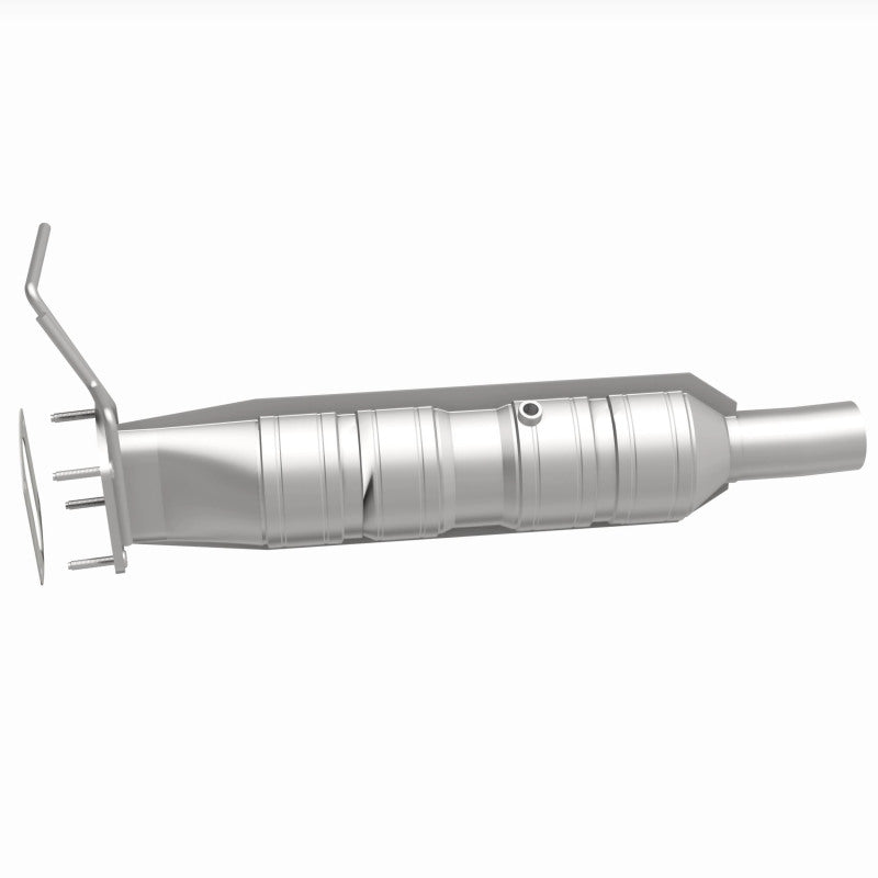 Magnaflow 09-19 Ford F53 V10 6.8L Underbody 6.8L Direct Fit Catalytic Converter 280435 280435 360 Degree Image Set