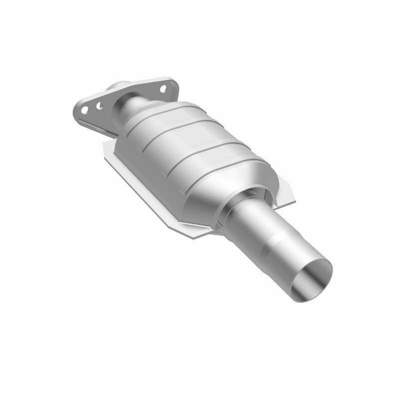MagnaFlow Standard Grade Federal / EPA Compliant Direct-Fit Catalytic Converter 23496 360 Degree Image Set
