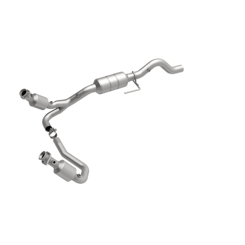 MagnaFlow Dodge Durango OEM Grade Federal / EPA Compliant Direct-Fit Catalytic Converter 51351 360 Degree Image Set