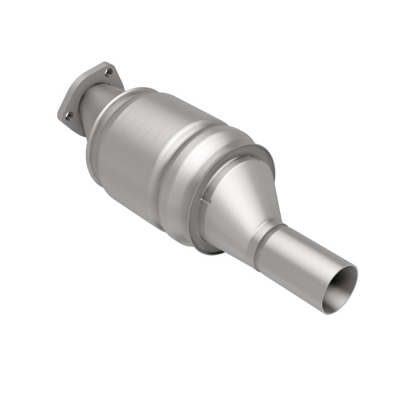 MagnaFlow Volkswagen HM Grade Federal / EPA Compliant Direct-Fit Catalytic Converter 22952 360 Degree Image Set