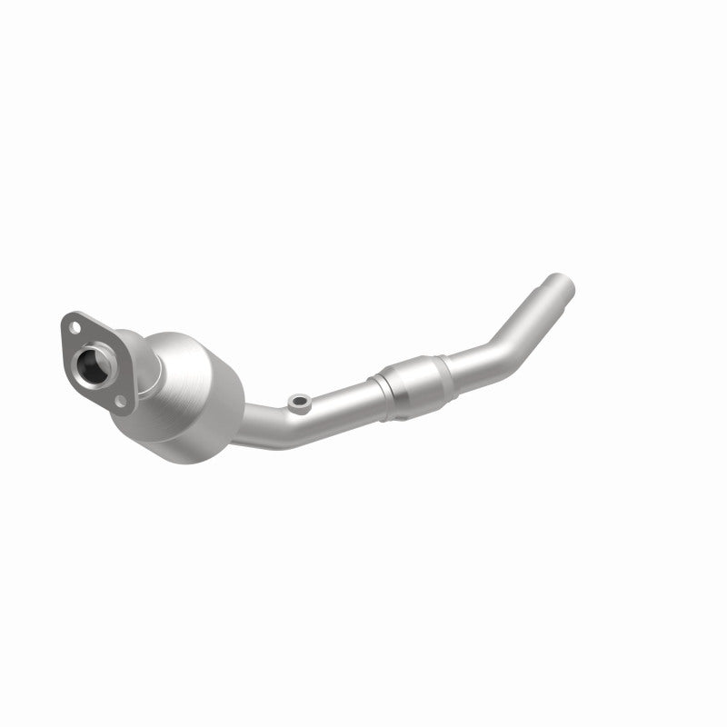 MagnaFlow Land Rover Freelander OEM Grade Federal / EPA Compliant Direct-Fit Catalytic Converter 51877 360 Degree Image Set