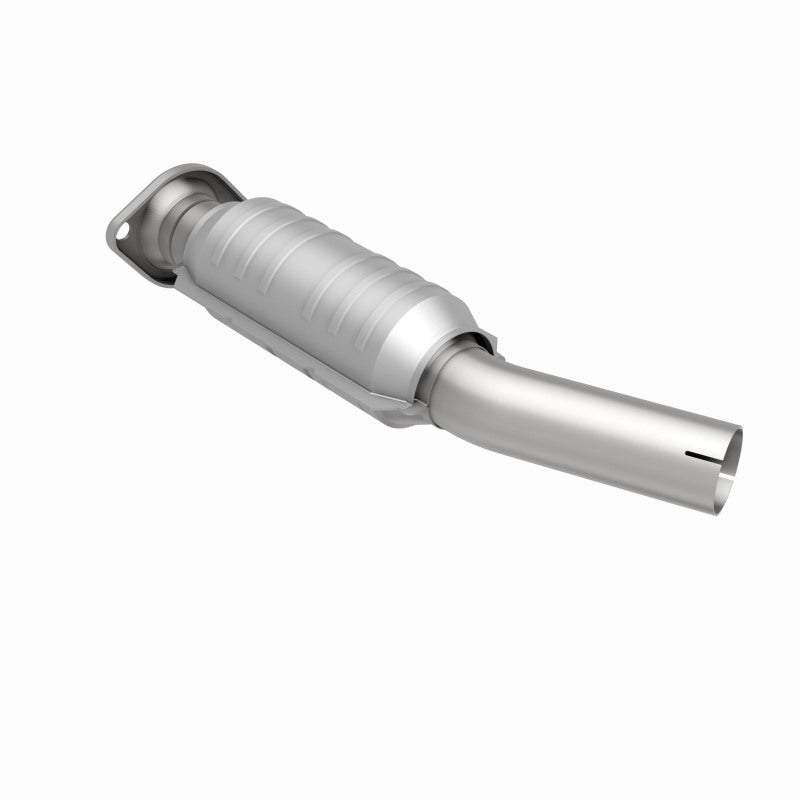 MagnaFlow Toyota RAV4 HM Grade Federal / EPA Compliant Direct-Fit Catalytic Converter 23006 360 Degree Image Set