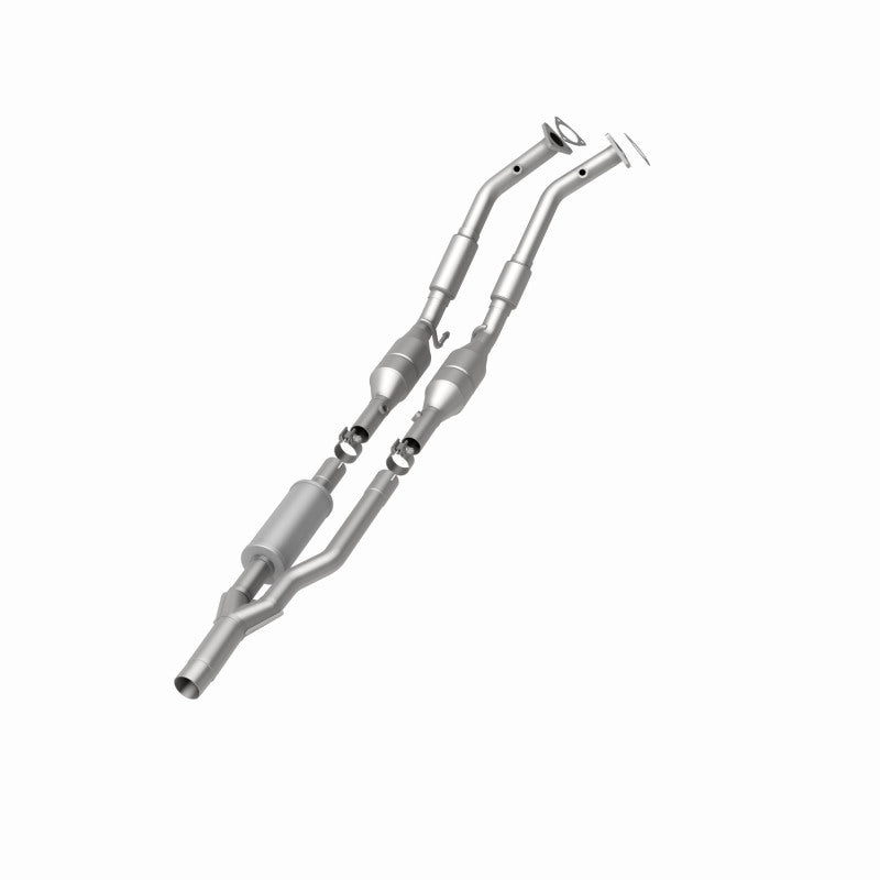 MagnaFlow Audi TT Quattro OEM Grade Federal / EPA Compliant Direct-Fit Catalytic Converter 49716 360 Degree Image Set