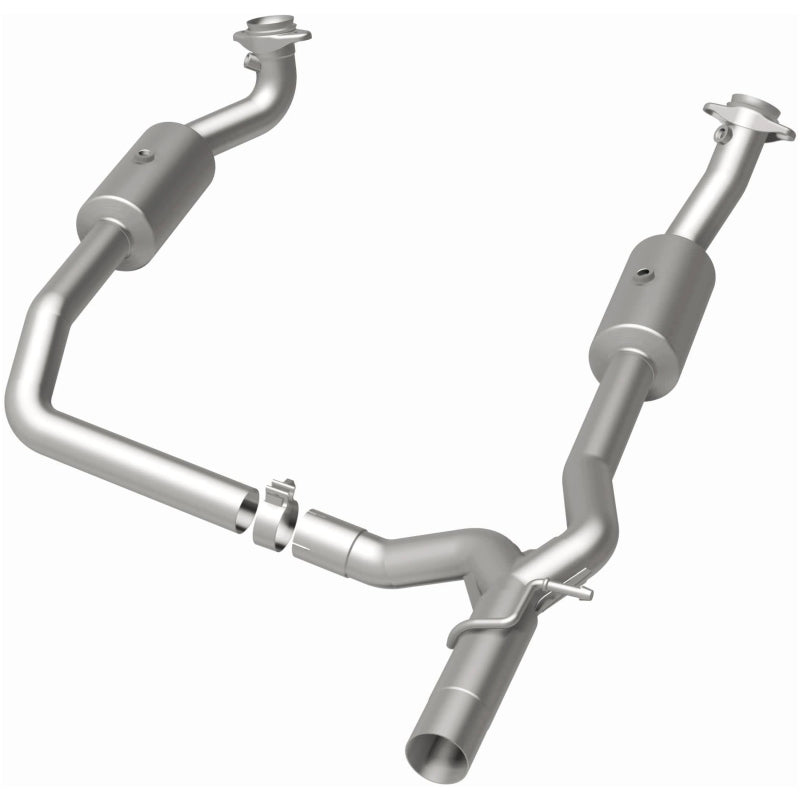 Magnaflow 09-13 Ford E-350 Super Duty V10 6.8 OEM Underbody Direct Fit Catalytic Converter 21-599 21-599 Photo - out of package