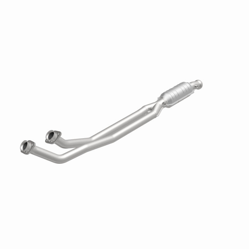 MagnaFlow Volvo HM Grade Federal / EPA Compliant Direct-Fit Catalytic Converter 23954 360 Degree Image Set