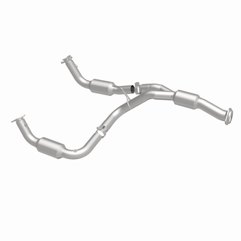 MagnaFlow California Grade CARB Compliant Direct-Fit Catalytic Converter 5582113 360 Degree Image Set