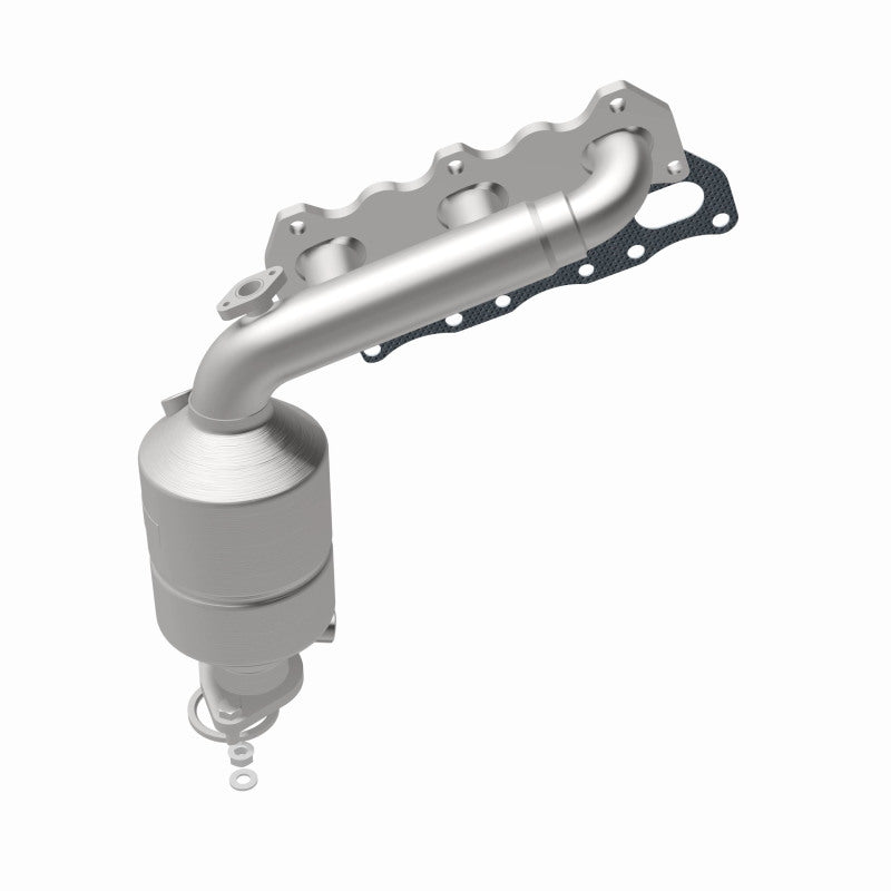MagnaFlow Suzuki OEM Grade Federal / EPA Compliant Manifold Catalytic Converter 51272 360 Degree Image Set