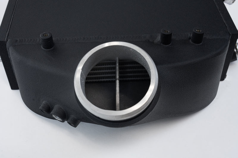 CSF 2014+ BMW M3/M4 (F8X) Top Mount Charge-Air-Cooler - Crinkle Black 8082 8082 Photo - Close Up